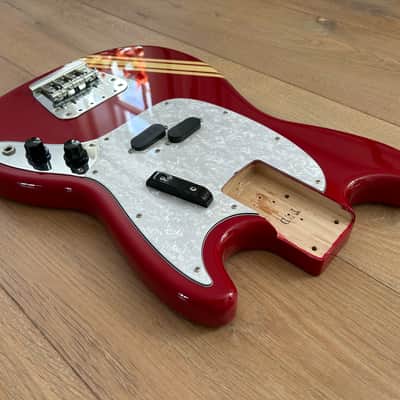 CIJ Fender Mustang Bass Body Racing Competition Trans Red (2008) - LOADED image 4