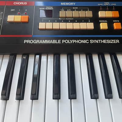 Roland Juno-60 61-Key Polyphonic Synthesizer 1982 - 1984 - Black