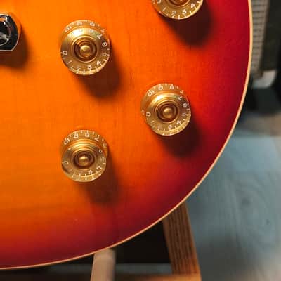 Gibson Les Paul Traditional 2011 Heritage Cherry Sunburst image 11
