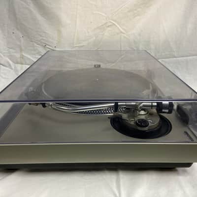 Technics SL-1600 MK2 Direct Drive Automatic Turntable image 12