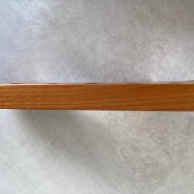 Roasted Maple Stratocaster neck - Nitro Satin - SS Frets - Bone nut image 15