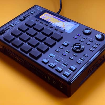 Akai MPC1000BK Custom 16 Squarez W/The Works. Black & Purpz image 3