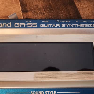 Roland GR-55 Guitar Synthesizer Package - With Carrying Bag image 9