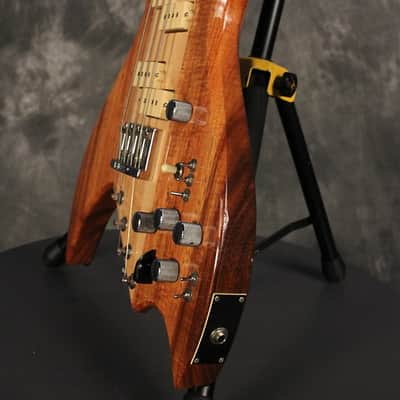BC Rich Bich 8- String Bass 1981 Natural image 7