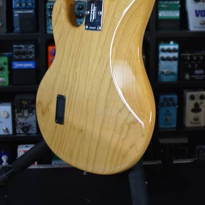 Ernie Ball Music Man StingRay 4 H with Rosewood Fretboard 1991 - 1998 - Natural image 19