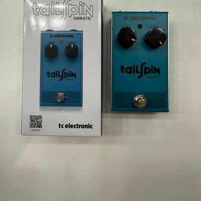 TC Electronic Tail Spin Vibrato Tailspin True Bypass Guitar Effect Pedal + Box
