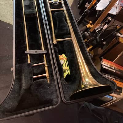 Jupiter Tenor Trombone & case w/yamaha slide section image 1