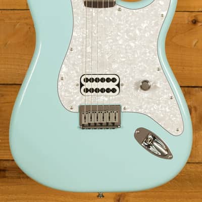 Fender Tom DeLonge Stratocaster - Rosewood - Daphne Blue image 10