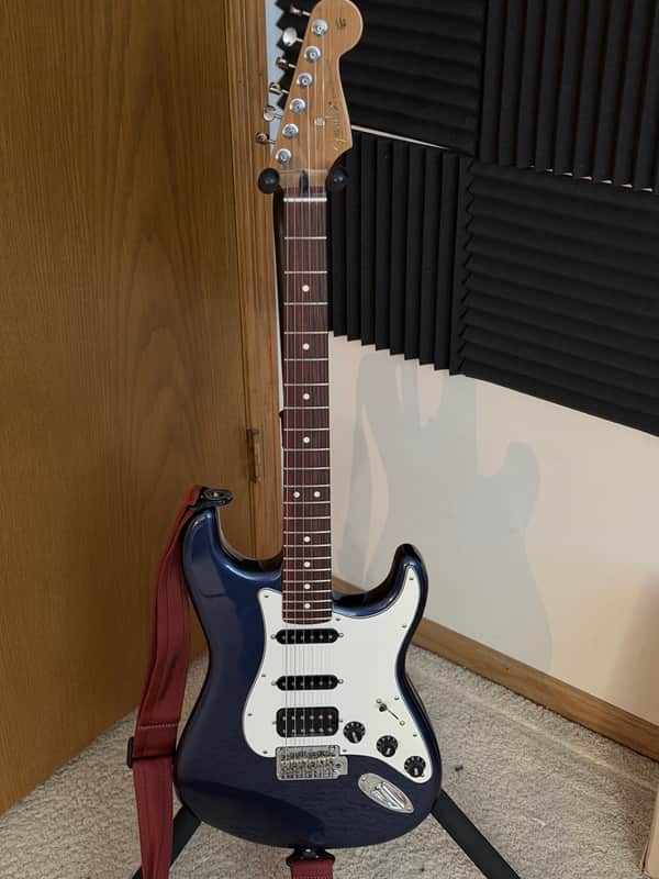 Fender Limited Edition "Moonlight Drive" Player II Stratocaster HSS 2025 - Moonlight Drive