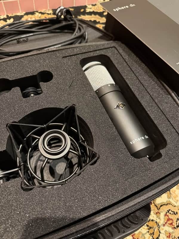 Universal Audio Sphere DLX Large Diaphragm Modeling Microphone 2023 - Present - Black image 1