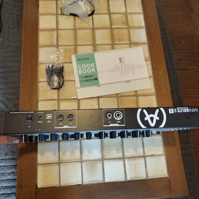 Arturia MiniBrute 2S Desktop Synthesizer 2018 - Present - Black image 3