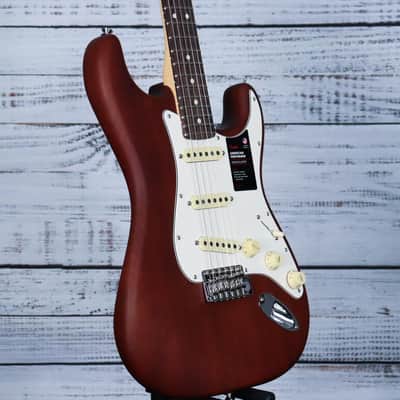 Fender Limited Edition American Performer Timber Stratocaster Electric Guitar | Mocha Sassafras image 4