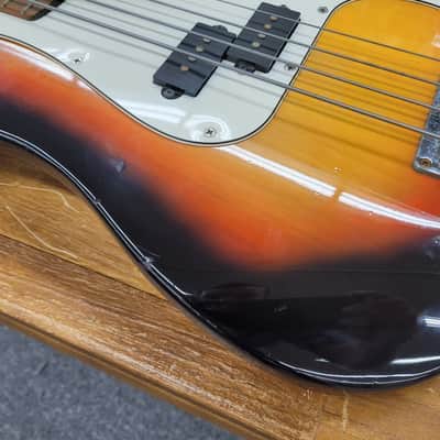 Crate  Electra 4 String P Style Bass 1990s 3 Tone Sunburst image 4