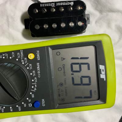 Seymour Duncan Black Winter 2022 - Black image 1