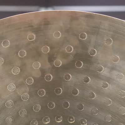 Zildjian 18" ZBT Crash Cymbal image 11