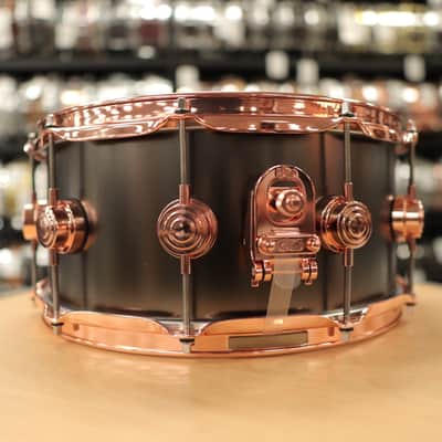 Pre-Owned DW Collector's Series 6.5x14" Satin Black Over Brass Snare Drum w/ Copper Hardware image 6