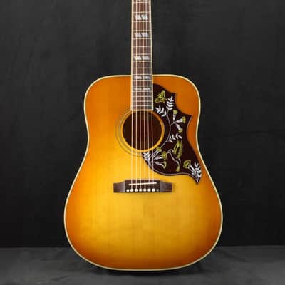 Gibson Hummingbird Original Heritage Cherry Sunburst image 2