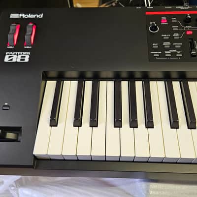 Roland FANTOM-08 88-Key Workstation, B-stock from Roland UK. Full 2 yr warranty. MINT image 2