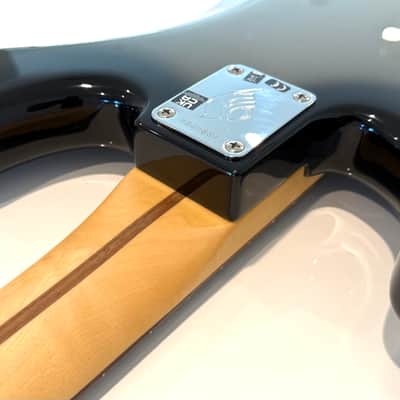 Fender Troy Sanders Precision Bass Silverburst 8.8lbs image 8
