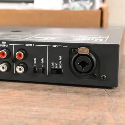 Listen Technologies Listen 3-Channel RF Value Package (72 MHz) CG01J25 image 10