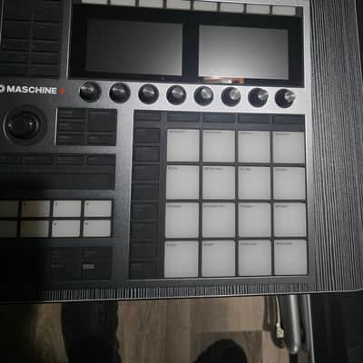 Native Instruments Maschine Plus Standalone Production System image 3