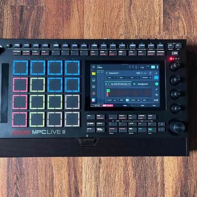Akai MPC Live III Standalone Sampler / Sequencer 2025 - Present - Black image 1