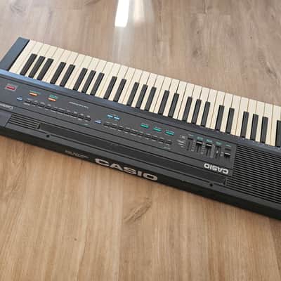 Casio Casiotone CT-607. 210 Tone Bank Digital Keyboard image 5