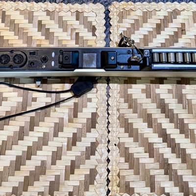 Akai EWI4000S MIDI Wind Controller / Synth image 2