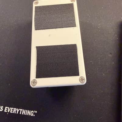 REA Pedals *Clone* EHX Small Clone 2025 - White image 6