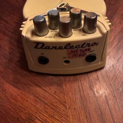 Danelectro Daddy O with Guv’nor Mod - Cream image 4