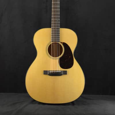 Martin 000-18 Natural Gloss image 2