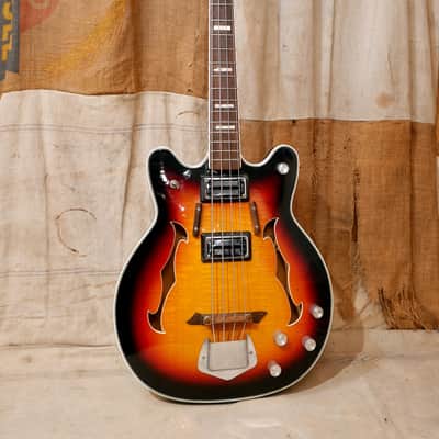 National  N-850 Bass Guitar 1968 - Sunburst image 1