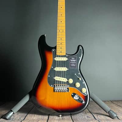 Fender Vintera II '70s Stratocaster, Maple Fingerboard- 3-Color Sunburst (MX23078543) image 12