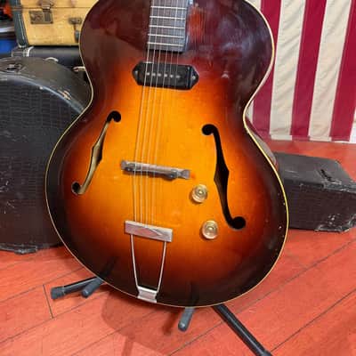 1946 Gibson ES-150 Sunburst w/ Original Hardshell Case image 1