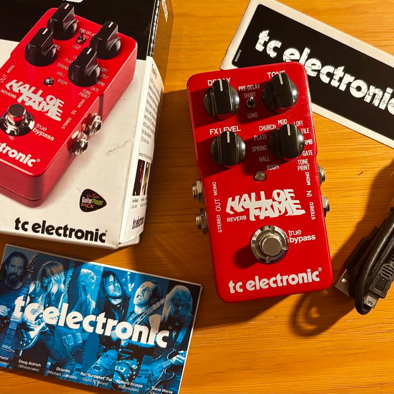 TC Electronic Hall of Fame Reverb 2011 - 2017 - Red