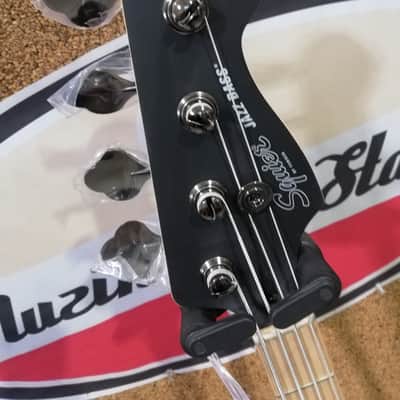 Squier Contemporary Action Jazz Bass HH Flat Black image 3