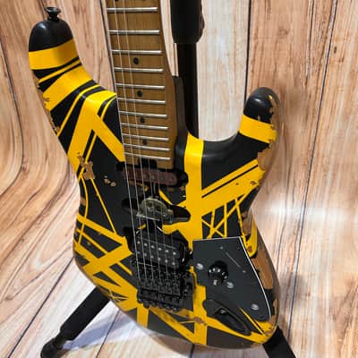 EVH Limited Ed. Striped Series Frankie MN BLK/YLW image 7