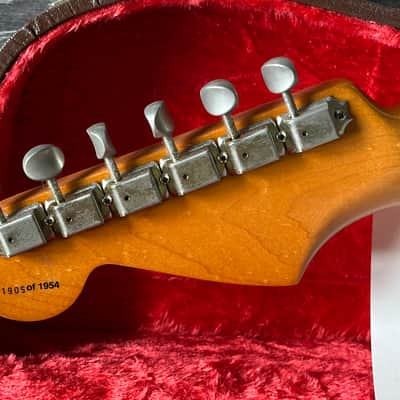 1994 Fender Stratocaster 1954 Reissue 40th Anniversary with 2 Cases Serial# 1905 image 10