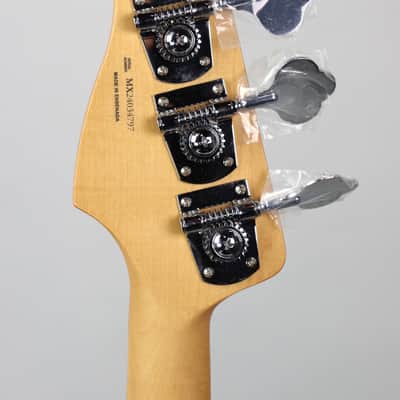 Fender Player II Jazz Bass 3-Tone Sunburst image 5