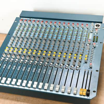 Allen & Heath MixWizard WZ3 16:2 16-Channel Analog Mixer CG014CP