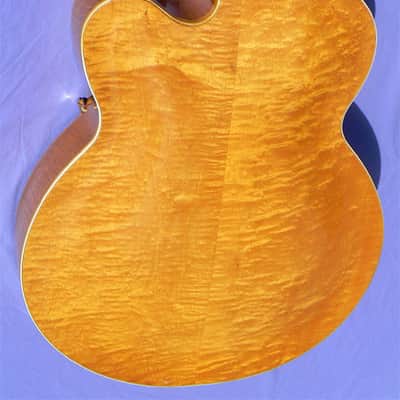 1959 Merle Travis Custom NAMM Show Super 400: 'Super Bee' image 3