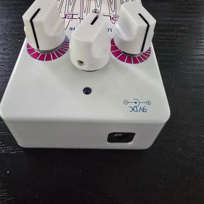 Keeley Neutrino V1 - Killer funky envelope filter auto wah! image 8