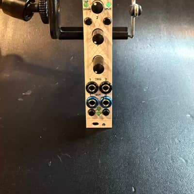 Momo Modular Pique (MI Peaks clone) - White image 1