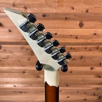 Jackson Custom Shop Special Edition Rhoads Electric Guitar - Vanilla Shake over 2 Tone Burst image 6