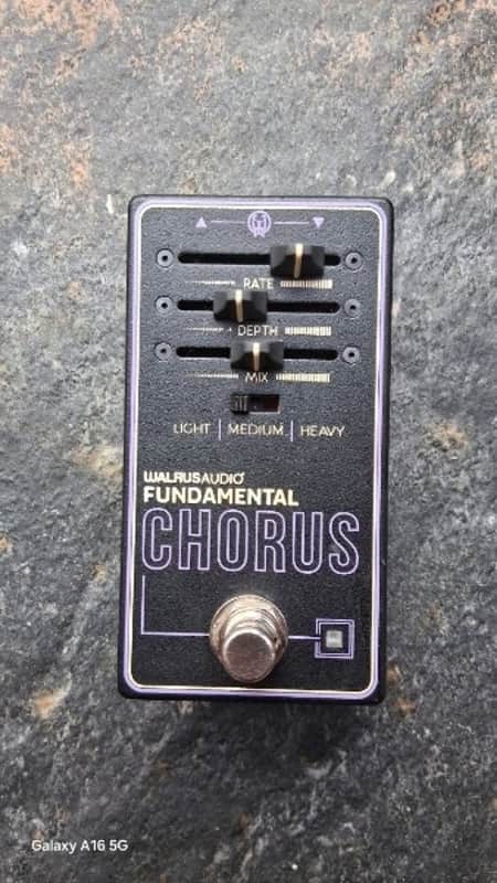 Walrus Audio Fundamental Chorus