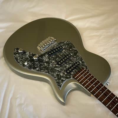 2009 Taylor SB1 Classic Single Coil SSS Electric Guitar - Silver - Made in USA - Free Pro Setup image 3