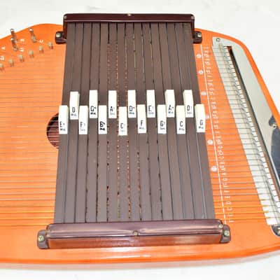 Oscar Schmidt 15-Chord Autoharp w/ Case & Book image 7