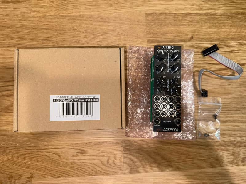 Doepfer A-135-2V Quad VCA / VC Mixer