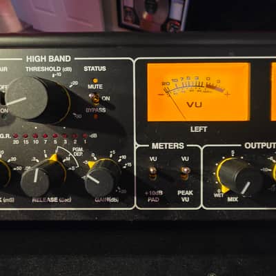Drawmer 1973 Three Band Stereo FET Compressor 2022 - Present - Black image 1