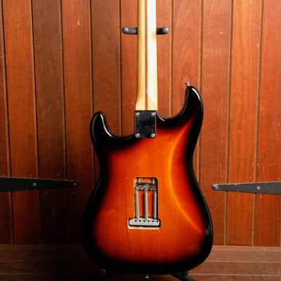 Fender American Special Stratocaster 2-Colour Sunburst Electric Guitar 2010 Pre-Owned image 11